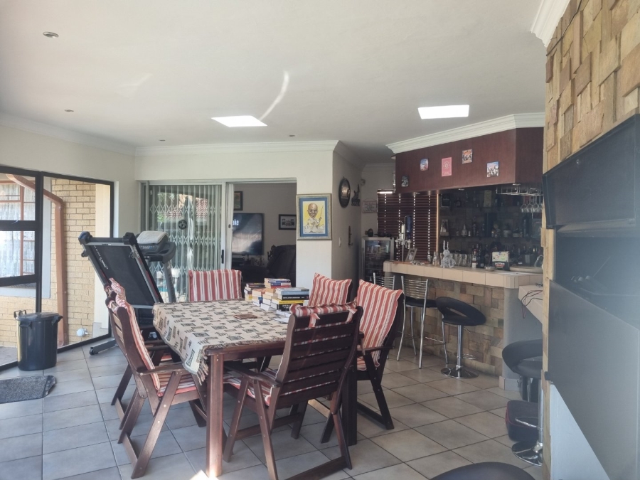 4 Bedroom Property for Sale in Vaalpark Free State